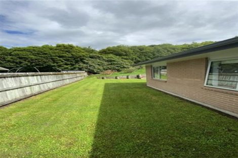 Photo of property in 67 Riverstone Drive, Riverstone Terraces, Upper Hutt, 5018