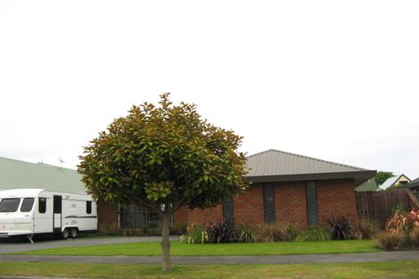 Photo of property in 24 Briarmont Street, Avondale, Christchurch, 8061