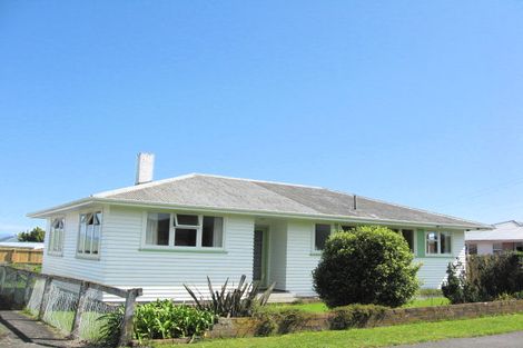 Photo of property in 296 Seaview Road, Stoke, Nelson, 7011