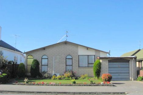 Photo of property in 21 Burnett Street, Ashburton, 7700