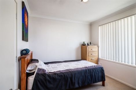 Photo of property in 5a Mountain Road, Mount Wellington, Auckland, 1072