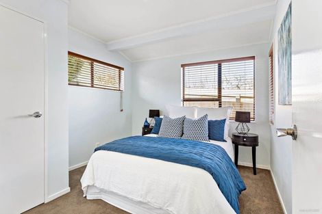 Photo of property in 13 Centorian Drive, Windsor Park, Auckland, 0632