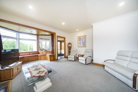 Photo of property in 16 Manapouri Crescent, Hokowhitu, Palmerston North, 4410