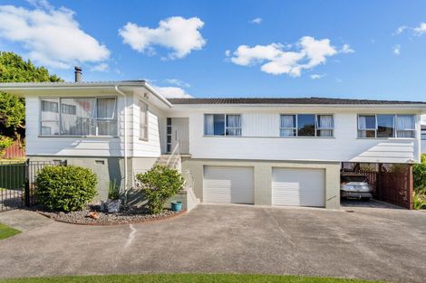 Photo of property in 22 Jandell Crescent, Bucklands Beach, Auckland, 2014