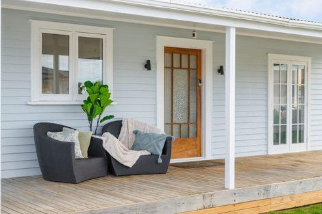 Photo of property in 30 Storey Avenue, Forest Lake, Hamilton, 3200