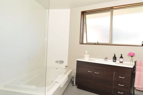 Photo of property in 62 Upper Ure Street, South Hill, Oamaru, 9400