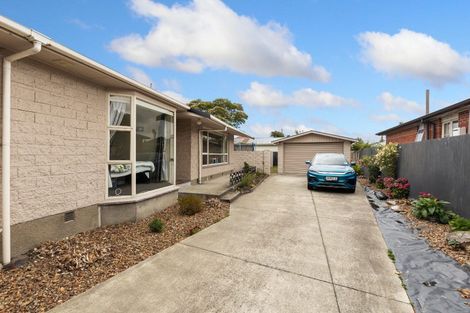 Photo of property in 16 Dunstan Crescent, Hornby, Christchurch, 8042