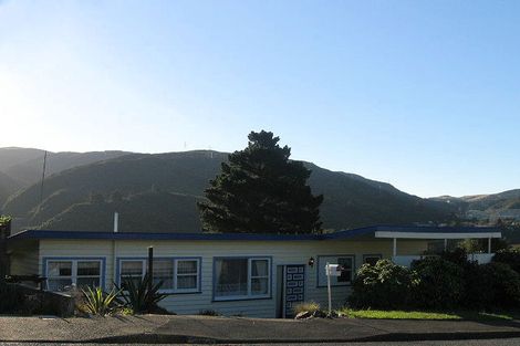 Photo of property in 76 Holborn Drive, Stokes Valley, Lower Hutt, 5019