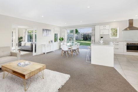 Photo of property in 44 Condell Avenue, Papanui, Christchurch, 8053