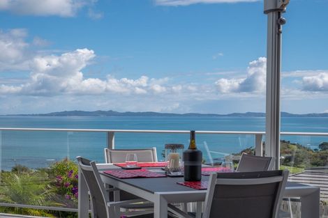 Photo of property in 5 Nancy Wake Place, Cable Bay, 0420