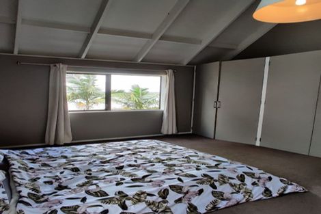 Photo of property in 21 Ferry Parade, Herald Island, Auckland, 0618