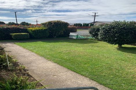 Photo of property in 120 Seaview Road, Westown, New Plymouth, 4310