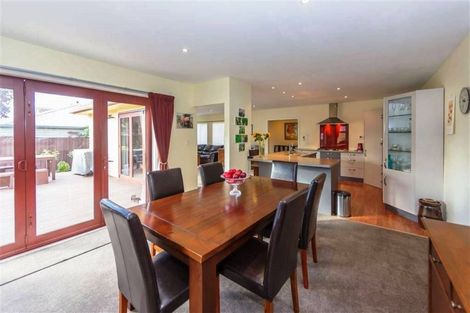 Photo of property in 51 Balgay Street, Upper Riccarton, Christchurch, 8041