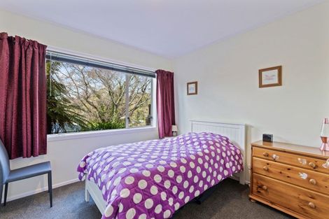 Photo of property in 12 Beaumont Crescent, Frankleigh Park, New Plymouth, 4310