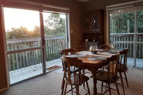 Photo of property in 1/38 Carlisle Road, Browns Bay, Auckland, 0630