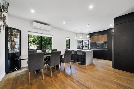 Photo of property in 5b Hemsway Place, Sunnyhills, Auckland, 2010