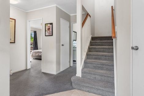 Photo of property in 2/883 East Coast Road, Northcross, Auckland, 0632