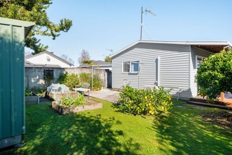 Photo of property in 2 Saint Olpherts Avenue, Hamilton East, Hamilton, 3216