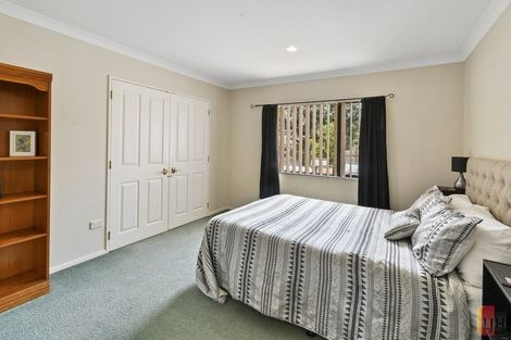 Photo of property in 17 Castlehill Court, Wattle Downs, Auckland, 2103