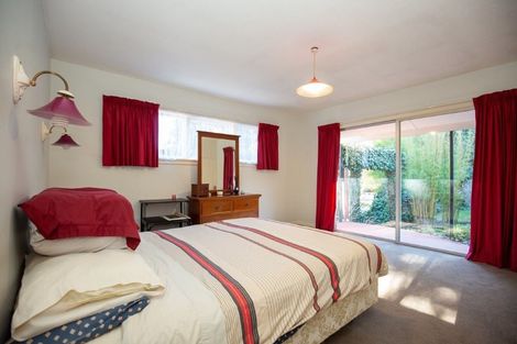 Photo of property in 56 Centaurus Road, Cashmere, Christchurch, 8022