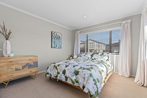 Photo of property in 9 Barque Rise, Long Bay, Auckland, 0630