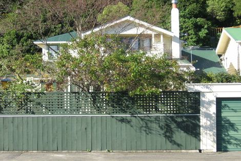Photo of property in 309 Muritai Road, Eastbourne, Lower Hutt, 5013