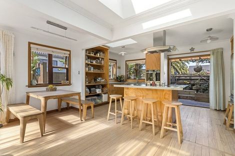 Photo of property in 49 Oceanview Road, Mount Maunganui, 3116