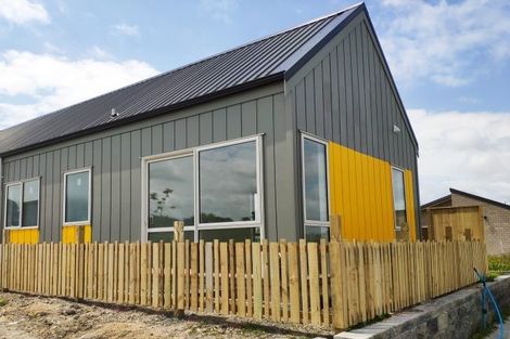 Photo of property in 2 Herekino Street, Westgate, Auckland, 0814