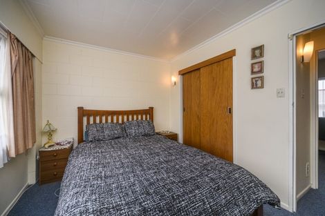 Photo of property in 1a Cohen Place, Milson, Palmerston North, 4414