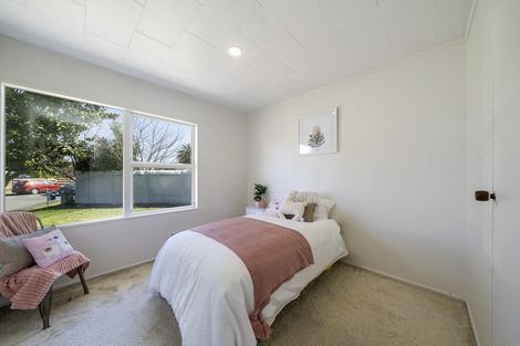 Photo of property in 3 Dennis Grove, Paraparaumu Beach, Paraparaumu, 5032