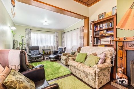 Photo of property in 120 Settlement Road, Papakura, 2110