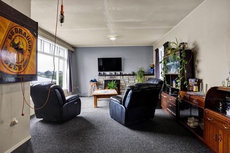 Photo of property in 6 Devon Street, Patea, 4520