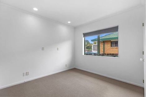 Photo of property in 5 Burnt Oak Drive, Pyes Pa, Tauranga, 3112
