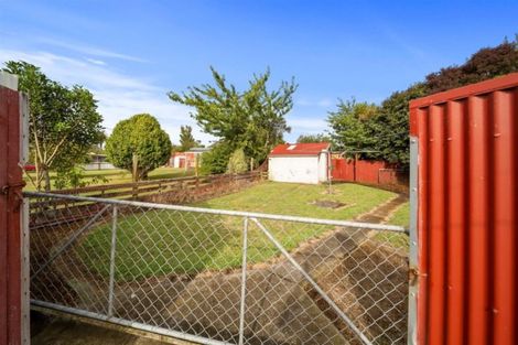 Photo of property in 27 Gloag Street, Waverley, 4510