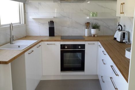 Photo of property in 67 Nortons Road, Avonhead, Christchurch, 8042