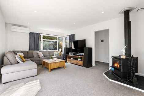 Photo of property in 77 Highsted Road, Bishopdale, Christchurch, 8053