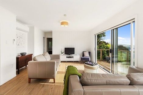 Photo of property in 97 Kahu Road, Paremata, Porirua, 5024