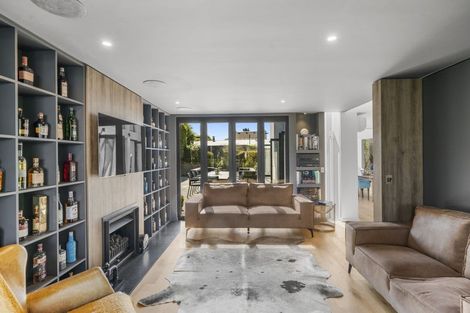 Photo of property in 100 Glandovey Road, Fendalton, Christchurch, 8052