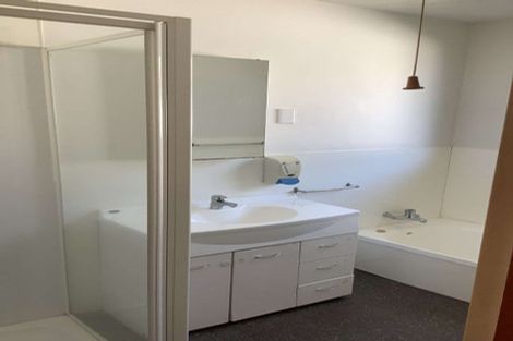 Photo of property in 2/72 Waratah Street, Avondale, Christchurch, 8061