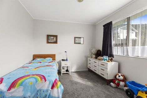 Photo of property in 9 Brasenose Place, Tawa, Wellington, 5028
