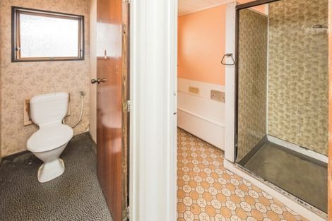 Photo of property in 4 Karyn Street, Castlecliff, Whanganui, 4501