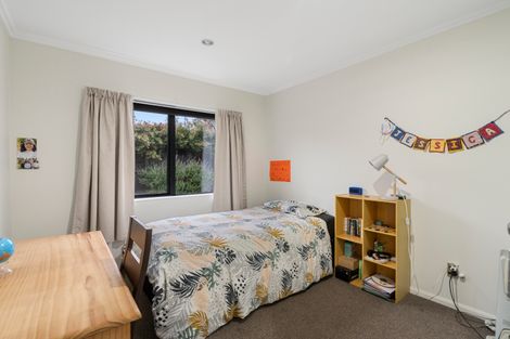 Photo of property in 23a Edgewater Parade, Waiuku, 2123