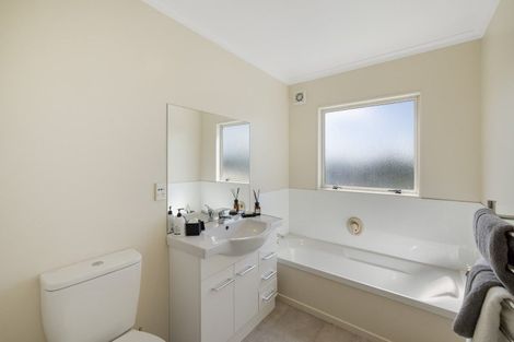 Photo of property in 38b Brookfield Terrace, Brookfield, Tauranga, 3110