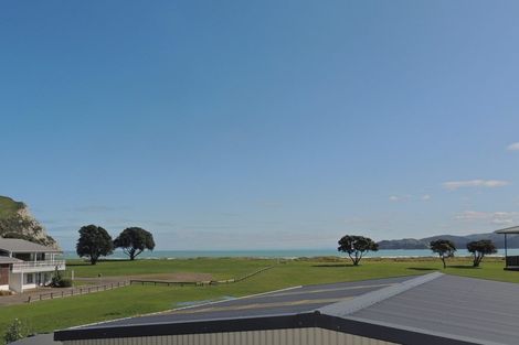 Photo of property in 9 Bill Nolan Place, Mahia, 4198