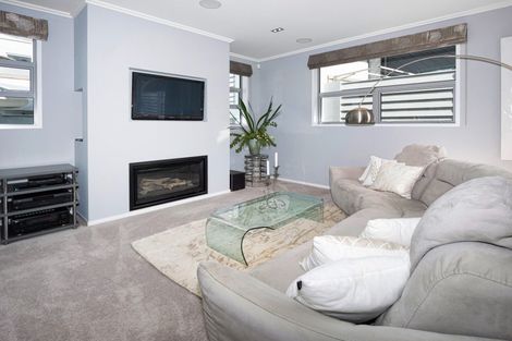 Photo of property in 64a Maunganui Road, Mount Maunganui, 3116