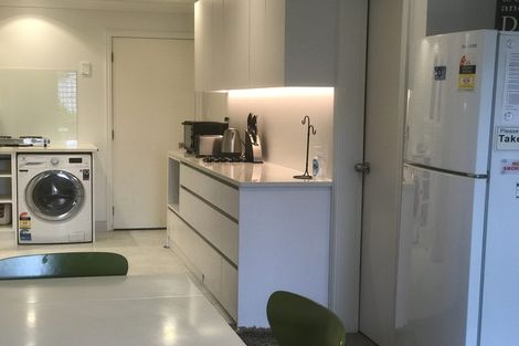 Photo of property in 23a Bournemouth Terrace, Murrays Bay, Auckland, 0630