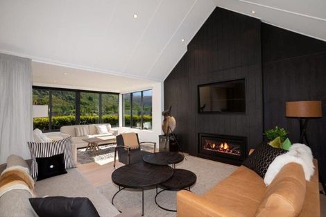 Photo of property in 6 Ogilvie Lane, Arrowtown, Queenstown, 9371