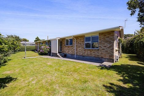 Photo of property in 3 Climie Crescent, Hawera, 4610