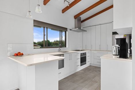 Photo of property in 10 Kendall Road, Kerikeri, 0230