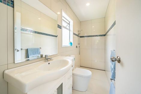 Photo of property in 12 The Track, Plimmerton, Porirua, 5026